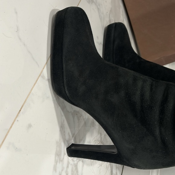 Suede Gucci Boots - worn only once - size 38 - Picture 5 of 9